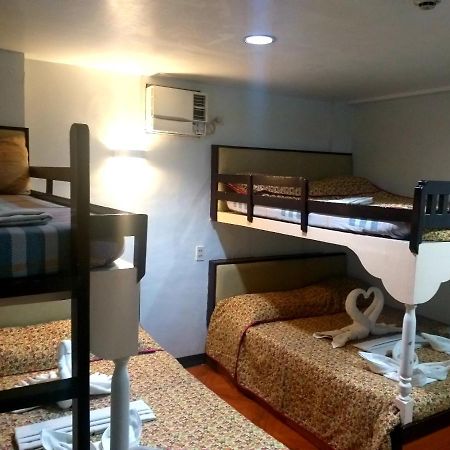 Sola Eleganza Apartelle เกซอนซิตี้ ภายนอก รูปภาพ
