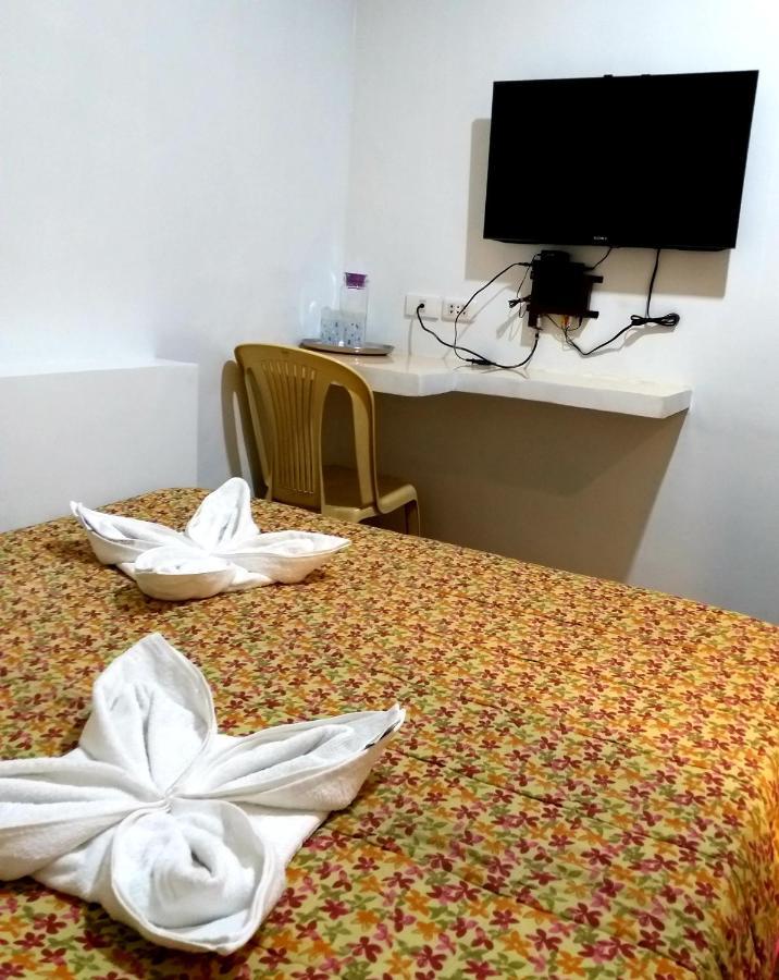 Sola Eleganza Apartelle เกซอนซิตี้ ภายนอก รูปภาพ
