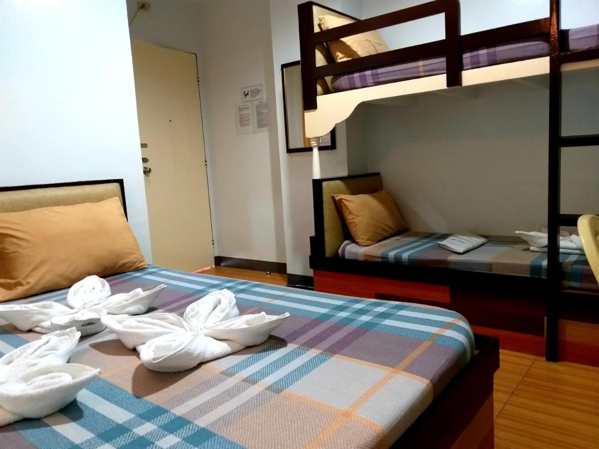 Sola Eleganza Apartelle เกซอนซิตี้ ภายนอก รูปภาพ