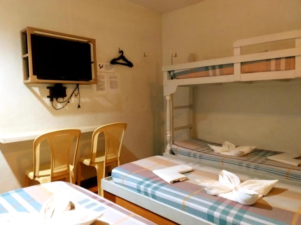 Sola Eleganza Apartelle เกซอนซิตี้ ภายนอก รูปภาพ