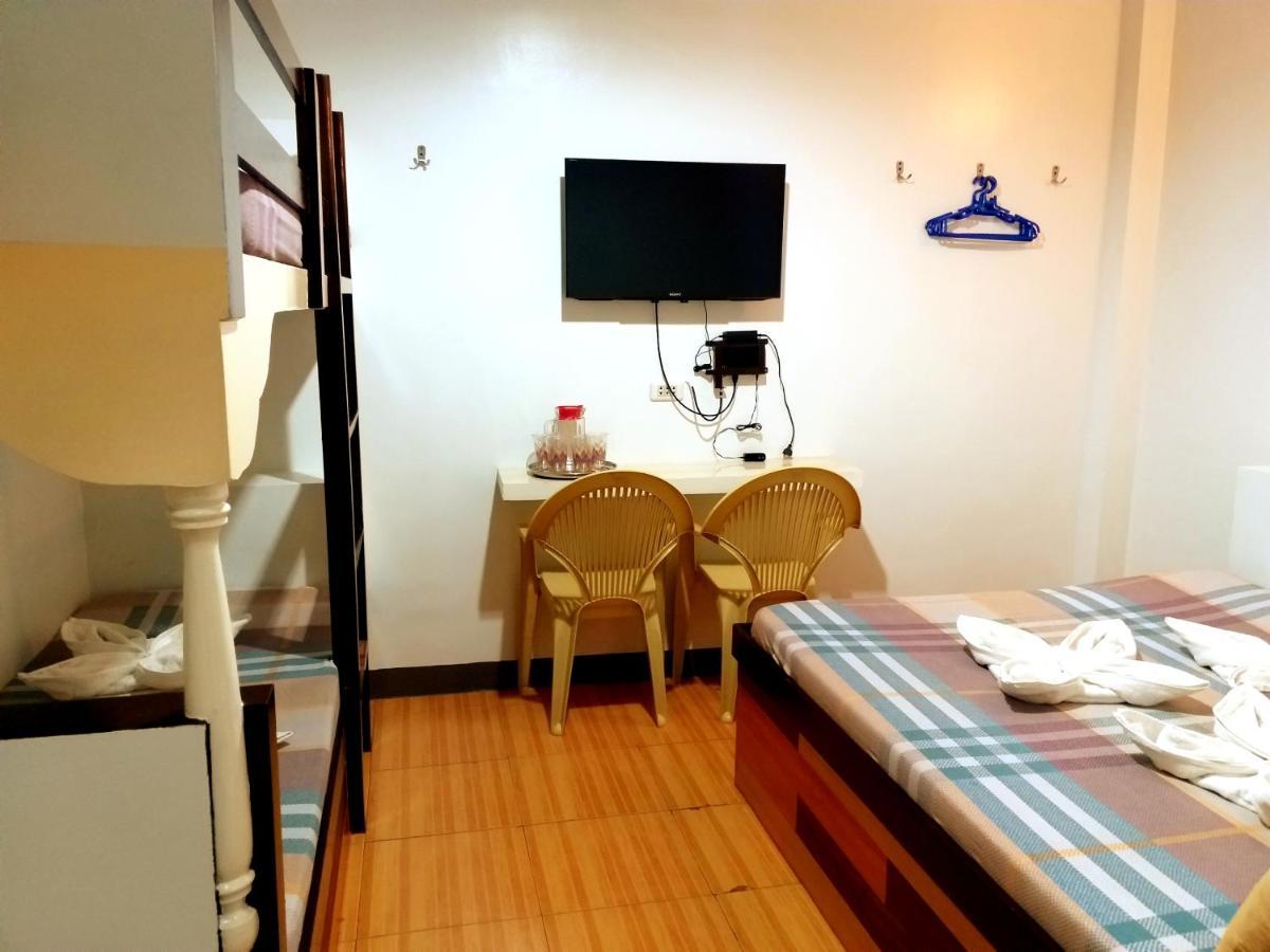 Sola Eleganza Apartelle เกซอนซิตี้ ภายนอก รูปภาพ